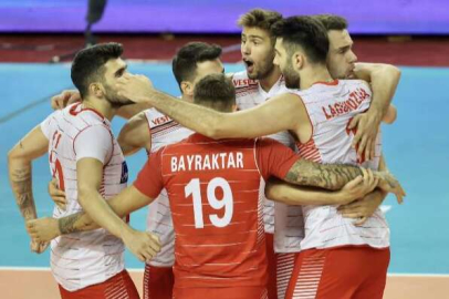Voleybolda erkek milliler de şampiyon!