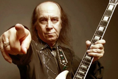 Türk Rock Müziği babasını kaybetti! Erkin Koray 82 yaşında vefat etti