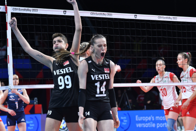 Filenin Sultanları YENİLGİSİZ yarıfinalde!