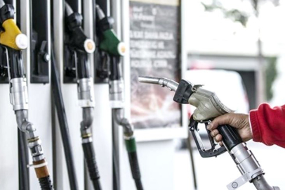 Benzine bir indirim daha geliyor!