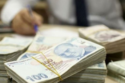 Emeklilere çifte maaş