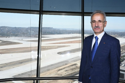 Sabiha Gökçen'de 2. pistte test uçuşları sürüyor