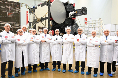 Türksat 6A'nın güneş panellerinin açıldı!