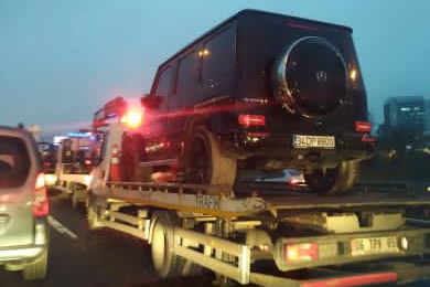 Polat çiftinin lüks araçları TMSF otoparkında