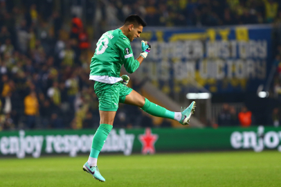 Fenerbahçe Spartak Trnava'yı 4 golle ezdi geçti