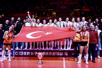 Eczacıbaşı 3'üncü kez dünya şampiyonu