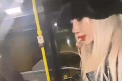 Metrobüste uyuşturucu hazırlayan 3 kişi gözaltına alındı