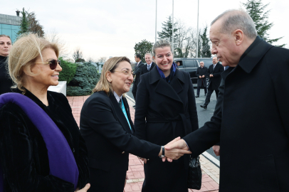 Manuplatörlere meydanı boş bırakmayız