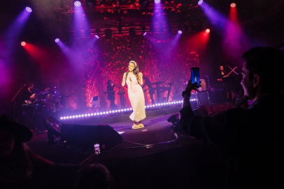 Diva Bebe 2024'ü sahnede karşıladı
