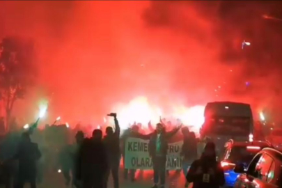 Yalova Belediye Başkan adayı Tutuk, meşalelerle karşılandı