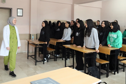 Görme engelli Fatma öğretmen oldu!