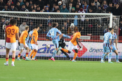 Galatasaray Tranzonspor'a 5 attı!