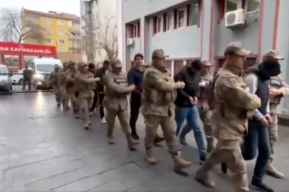 10 ilde 'Sibergöz 19' operasyonu: 33 gözaltı