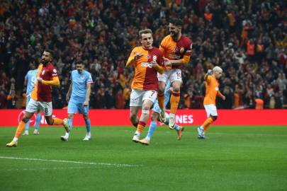 Galatasaray, liderliği bırakmadı