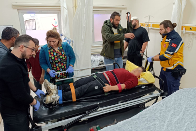 Öğrenci servisi devrildi 10 öğrenci yaralı