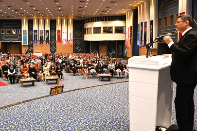 Kadın işçiler toplandı