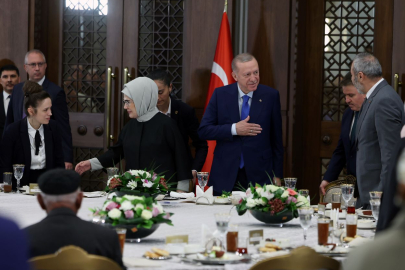 Şehit yakınlarıyla iftar yaptı: Tam bağımsız Türkiye!