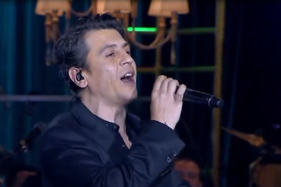 "Aaaa bu şarkı da mı onun?!"