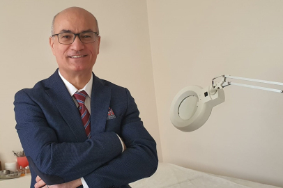 Aşırı makyaj cildi çökertiyor