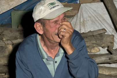 Yangında engelli ağabey öldü, kardeşi yaralandı