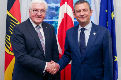 Özgür Özel,  Steinmeier ile görüştü