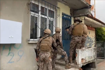 İki suç örgütüne operasyon: 33 gözaltı