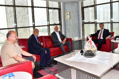 Mesir Derneği yönetiminden Başkan Zeyrek’e ziyaret
