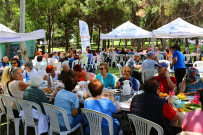 Parkinson hastaları piknikte buluştu