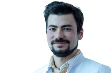 Baharatlı yiyecekler terletir