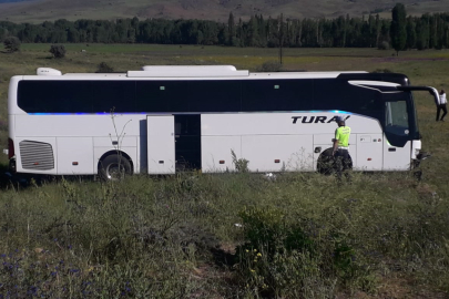 Sivas’ta otobüs yoldan çıktı: 8 yaralı