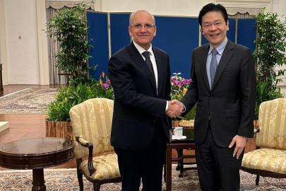 Bakan Şimşek, Singapur'da…