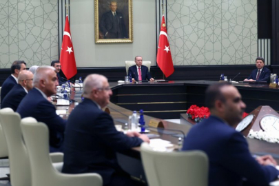 Kabine yeni bakanlarla toplandı