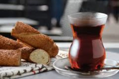 Emeklilere çay 1 lira