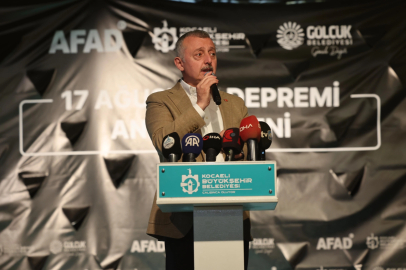 17 Ağustos deprem şehitleri anıldı