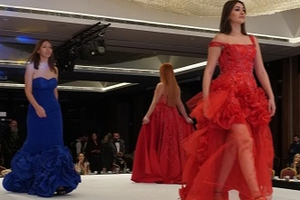 Hafize Ayık'tan görkemli defile