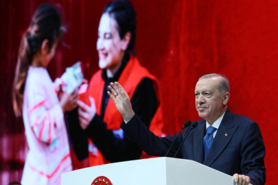 Cumhurbaşkanı Erdoğan’dan Kızılay’a övgü