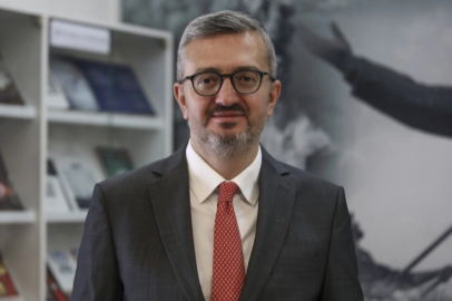 Erdoğan’ı Netanyahu ile yan yana anmak makama hakarettir