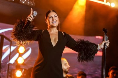 Sibel Can, görkemli YİNE büyüledi