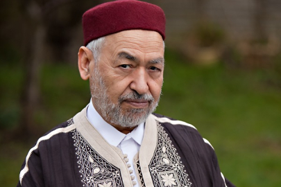 85 YAŞINDA ZİNDANDA BİR GÜVERCİN