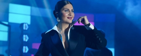 Sibel'den, Cahide'de muhteşem konser