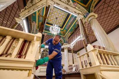 İzmir’in ibadethaneleri temizleniyor