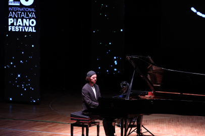 Antalya Piyano Festivali’nde klasik müziğe yolculuk
