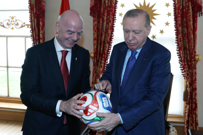 FIFA Başkanı'nı kabul etti!