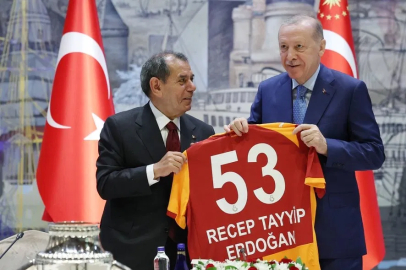 Erdoğan’dan Galatasaray’a tebrik: Tarihi başarıya imza attınız