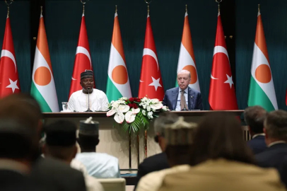 Afrika ile ‘kazan-kazan’ ilişkiler sürüyor
