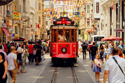 2,4 milyon kişi iller arası göç etti... 